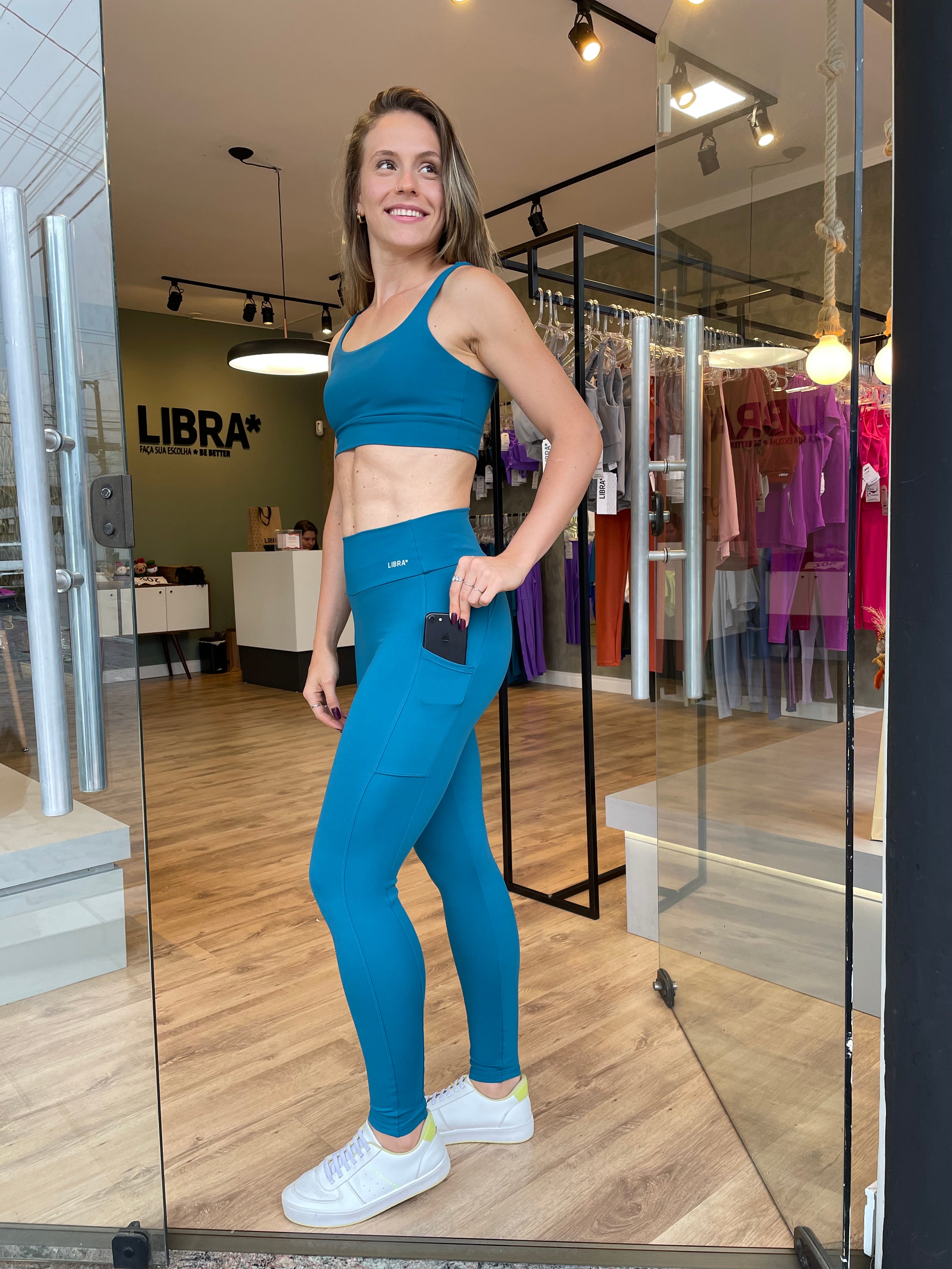 LEGGING COM BOLSOS MOVE PRO AZUL PETRÓLEO