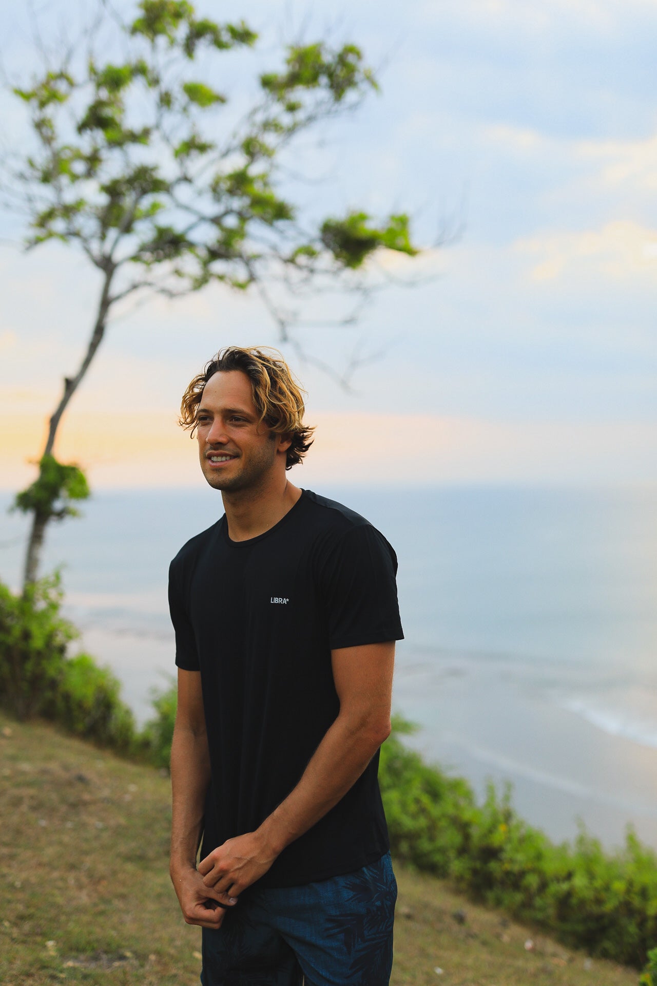 CAMISETA MASCULINA LOGO ICE FIT CO2 PRETA