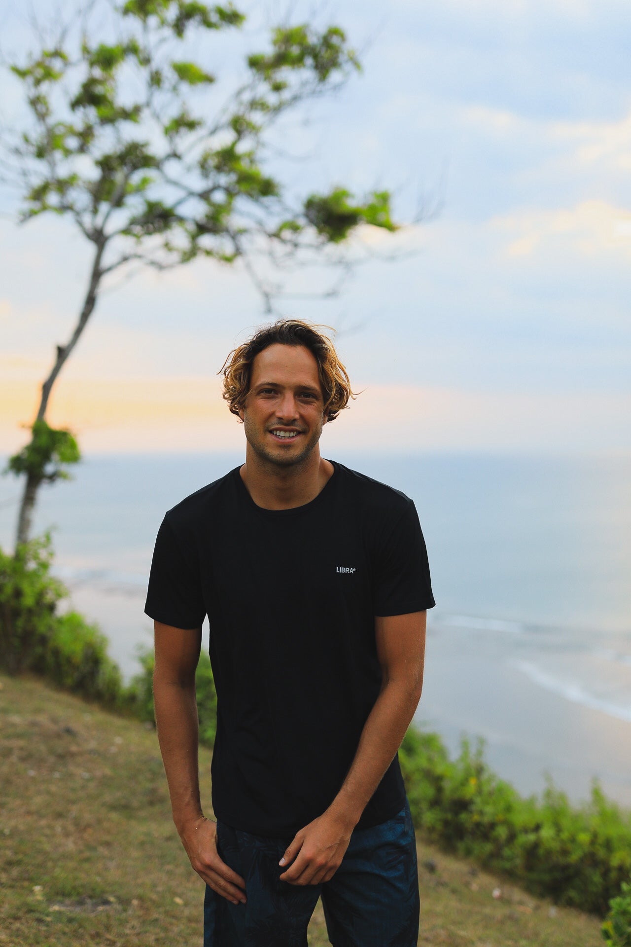 CAMISETA MASCULINA LOGO ICE FIT CO2 PRETA