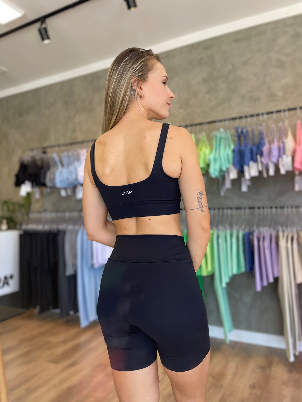 BERMUDA HYPER PRETO
