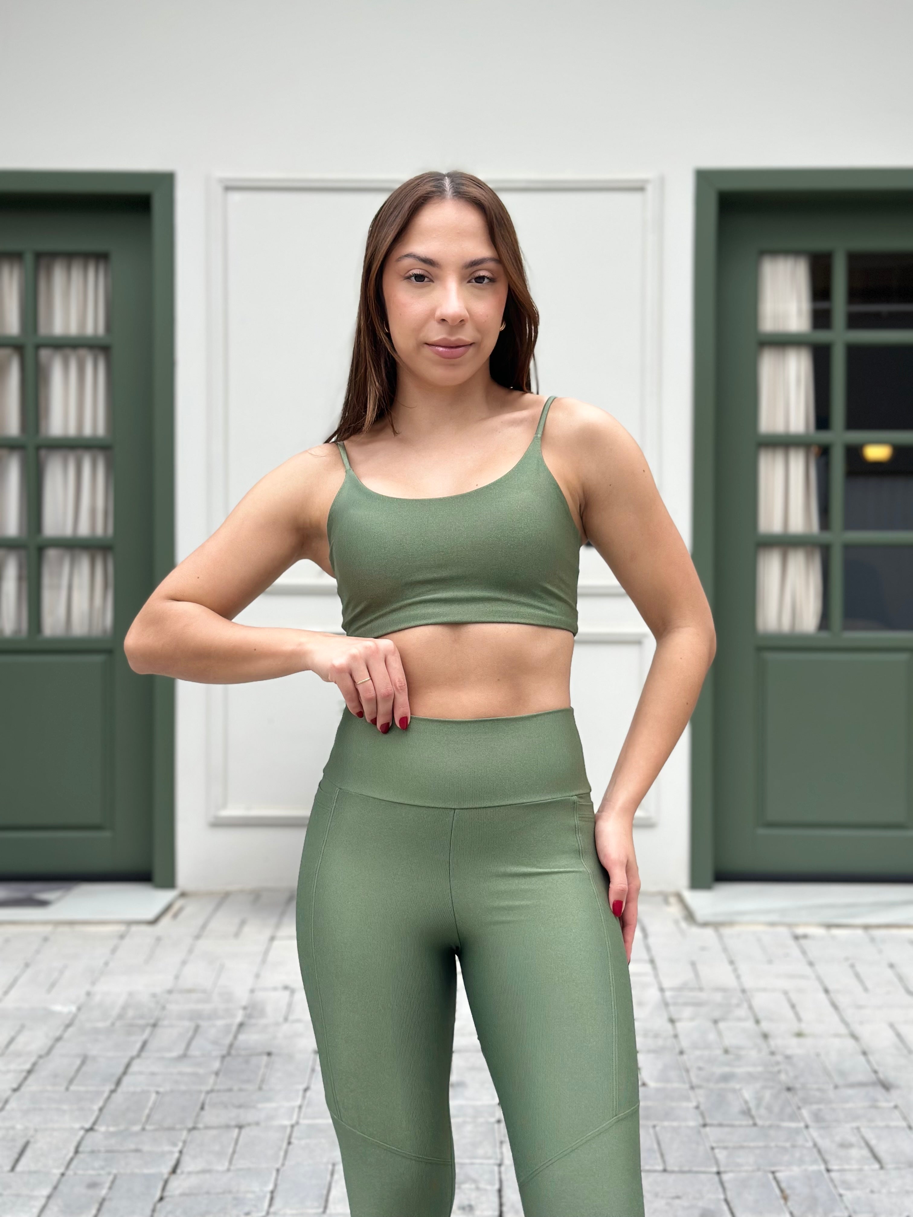 TOP SLIM CHARM
