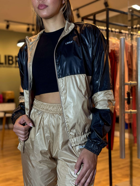 JAQUETA COLOR BLOCK REFLECT NEW PRETO/DOURADO