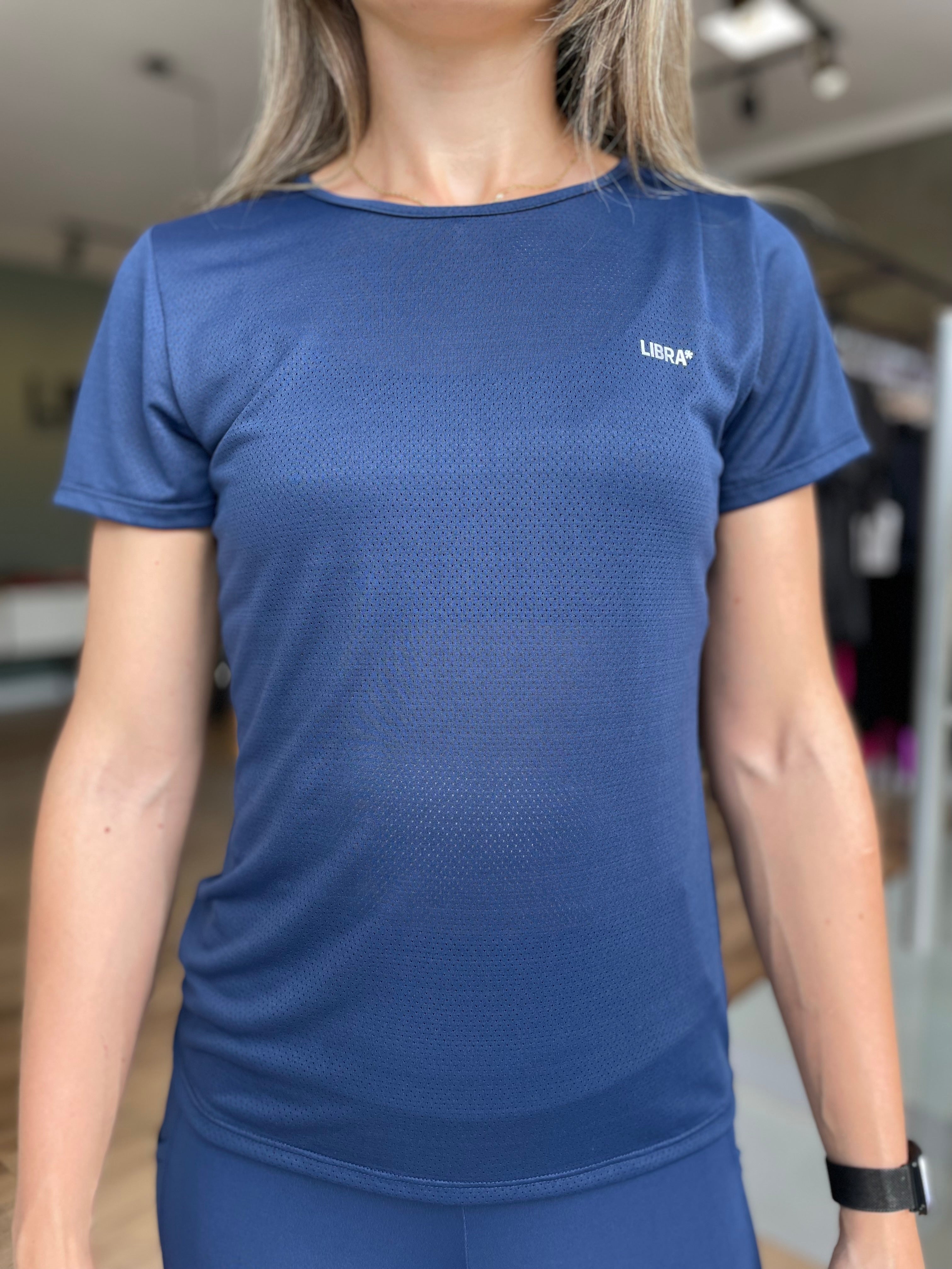 CAMISETA LOGO FRESH AZUL MARINHO
